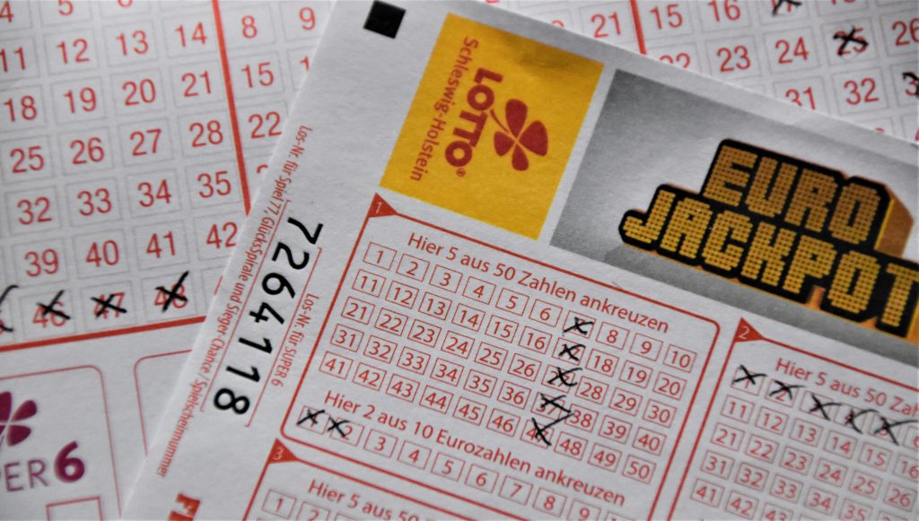 Eurojackpot System Spielschein mit Gewinnzahlen